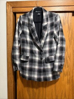 VICI Black, Gray & White Plaid Tailored Blazer